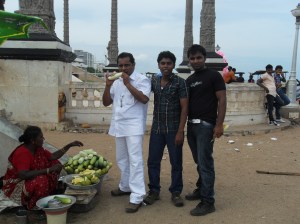 Sötétbőrű, feketehajú nem-biztos-hogy-Kumarok