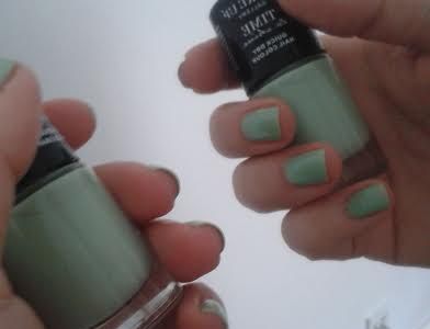 menta körömlakk